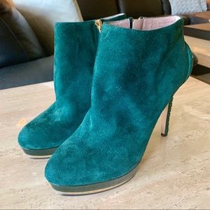 Vince Camuto booties